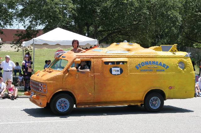 2006_ArtCar_3_Parade 372 